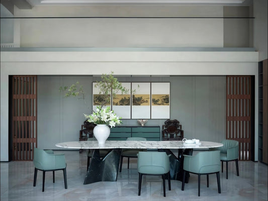 Infinitamente Dining Table