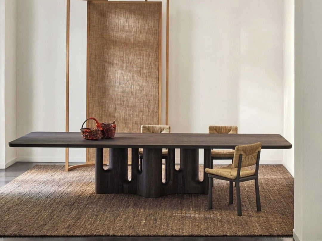 Nin Dining Table