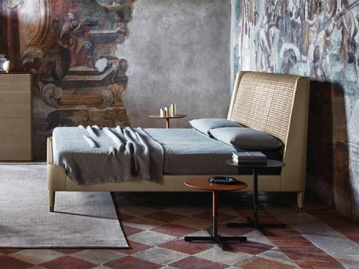 Suzie Wong Bed