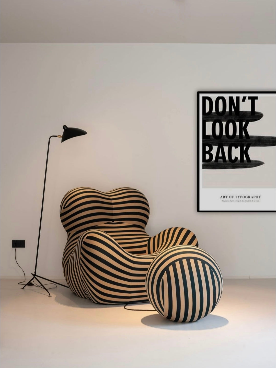 Up Armchair