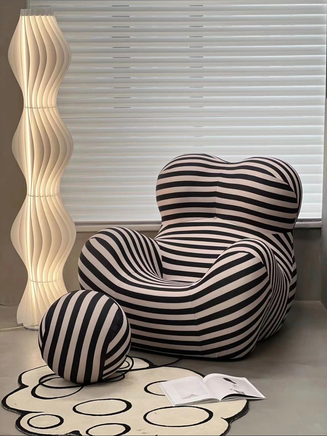 Up Armchair