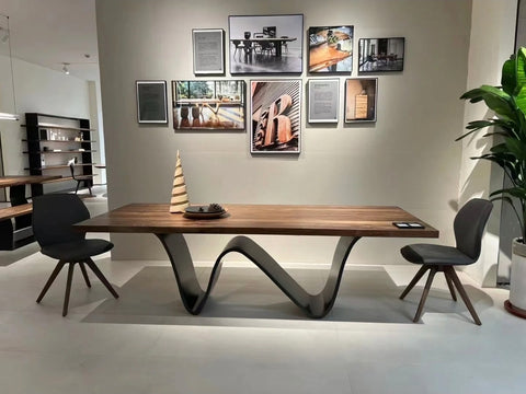 Bree e Onda Dining Table