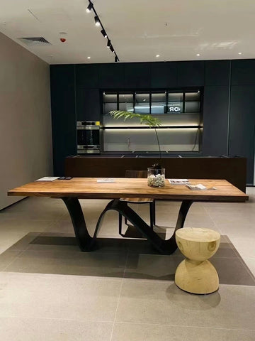 Bree e Onda Dining Table