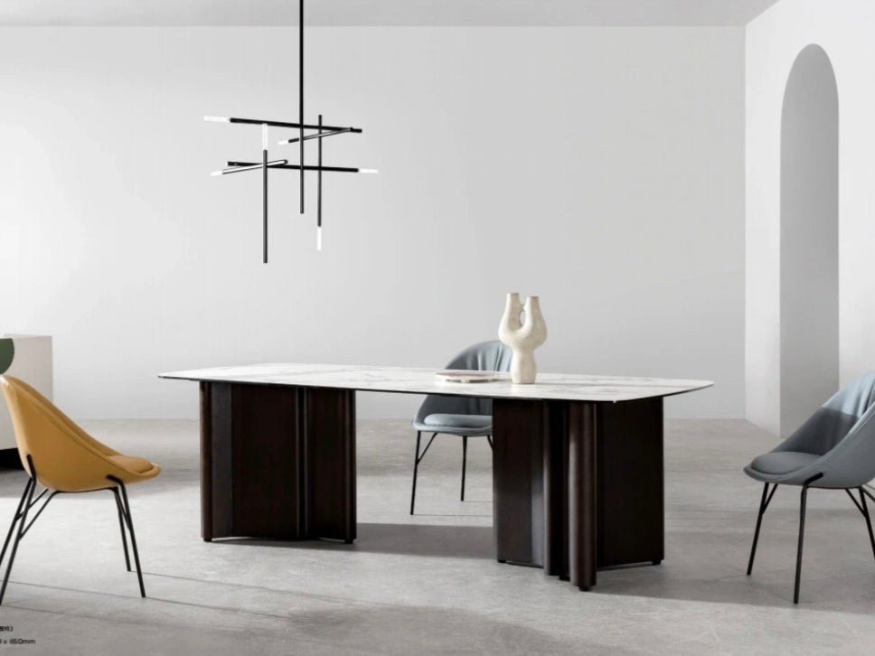 Lou Dining Table