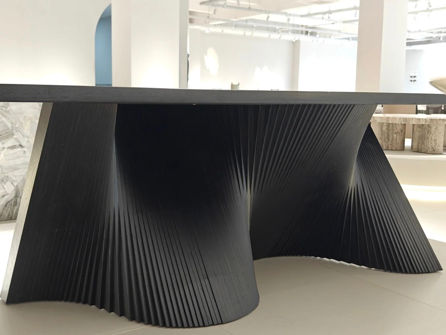 Ripple Dining Table