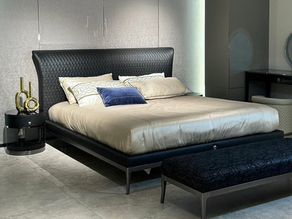 Stiletto Bed